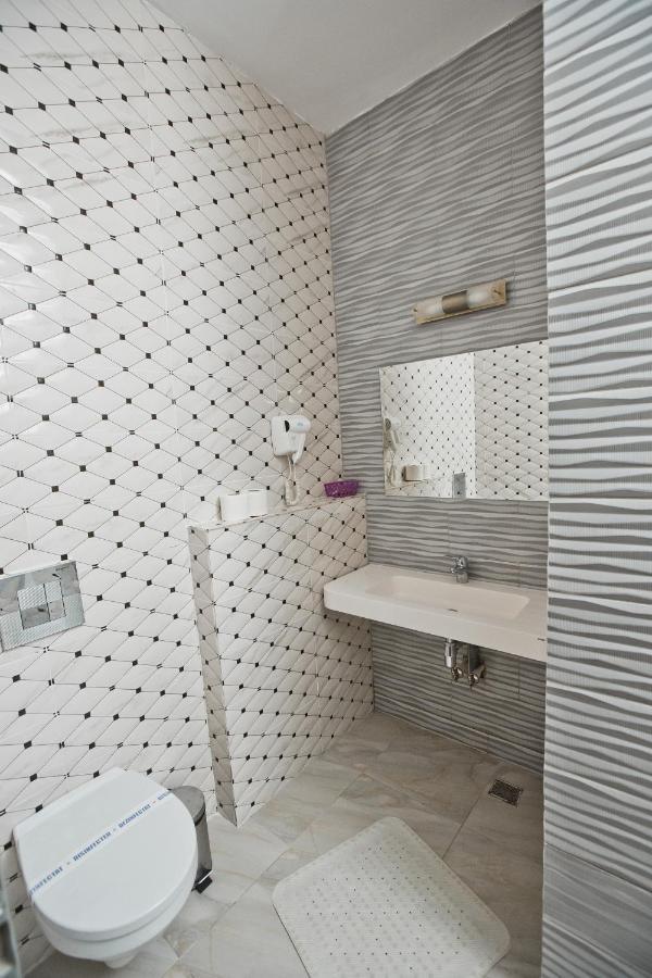 Hotel Evergreen Amara Luaran gambar