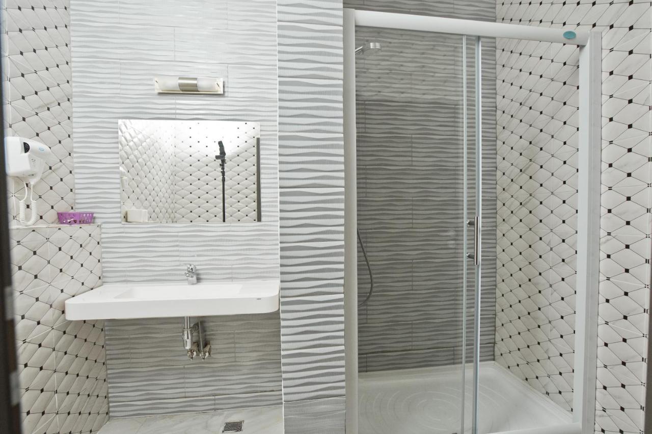 Hotel Evergreen Amara Luaran gambar