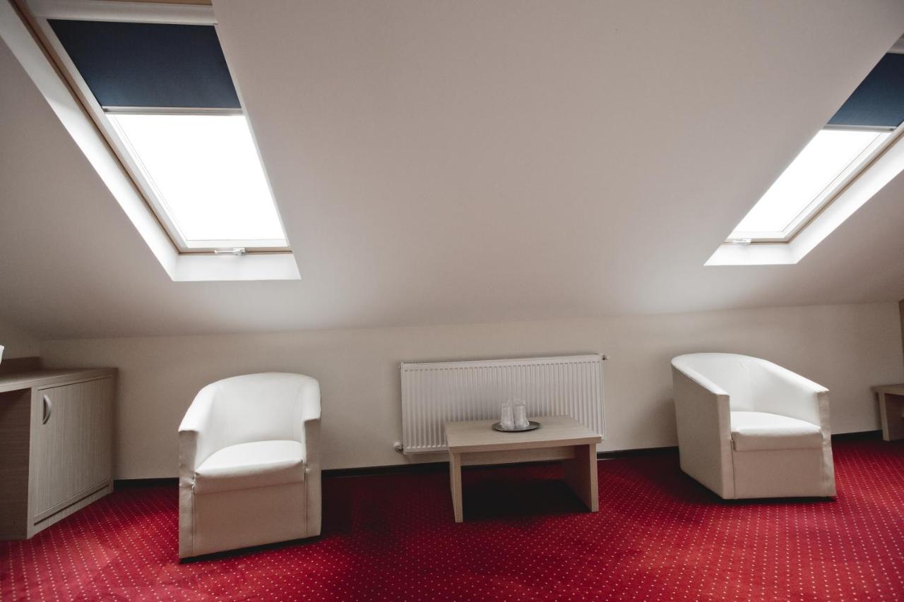 Hotel Evergreen Amara Luaran gambar