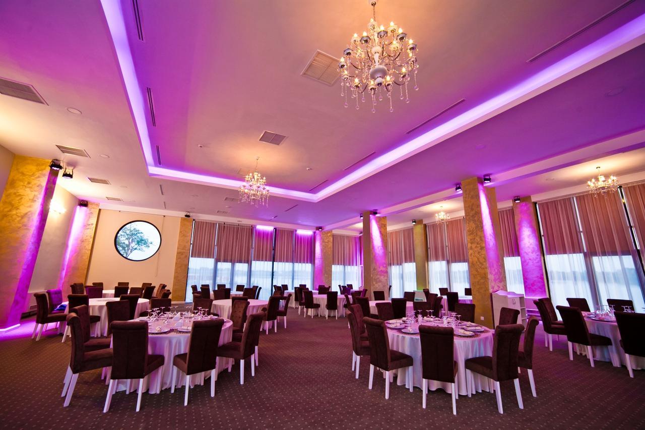 Hotel Evergreen Amara Luaran gambar
