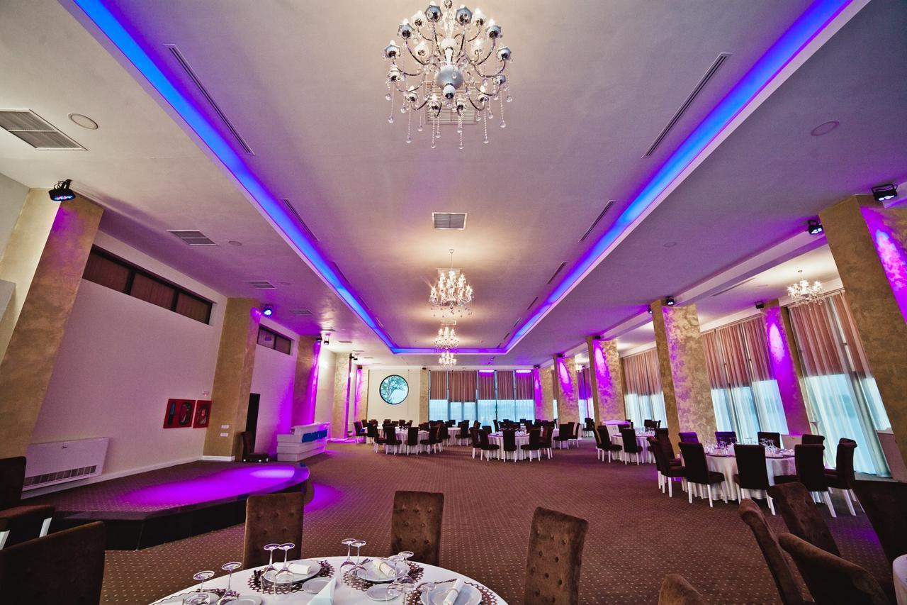 Hotel Evergreen Amara Luaran gambar