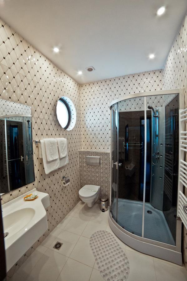 Hotel Evergreen Amara Luaran gambar